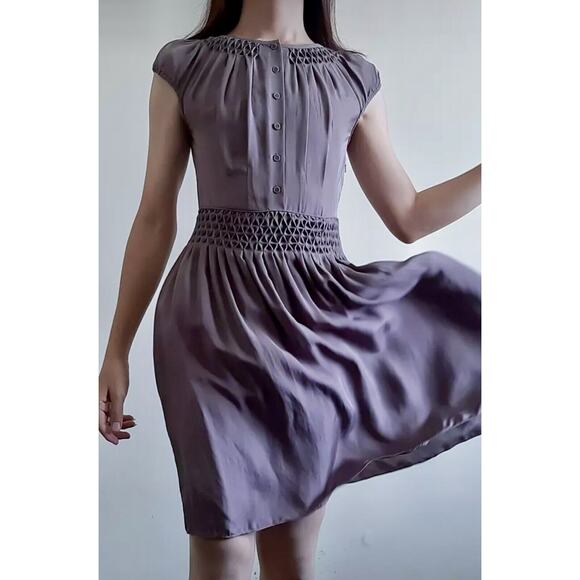Banana Republic 100% Silk Hand Smocked Lavender Dress Women’s Size 4 Fairy - Picture 1 of 12